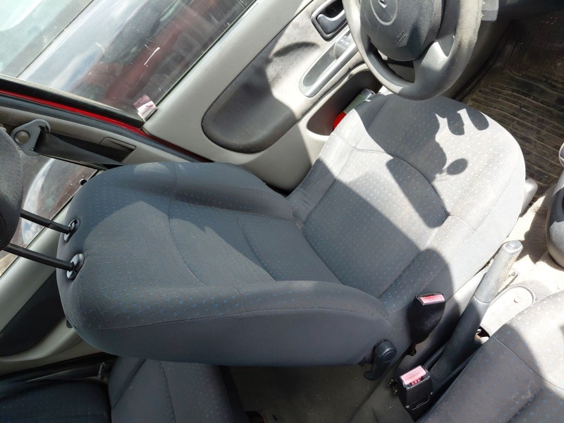 renault clio ii (bb_, cb_) del año 2004