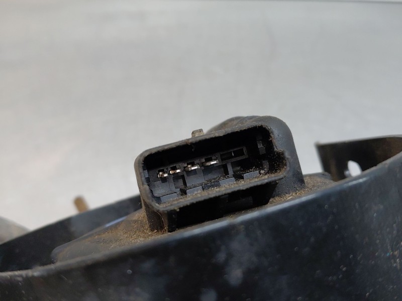 Recambio de filtro gasoil para opel zafira / zafira family b (a05) 1.9 cdti (m75) referencia OEM IAM 13204107  