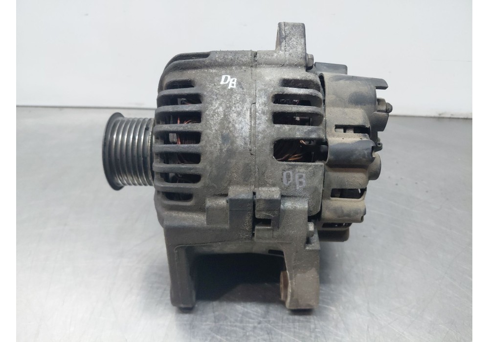 Recambio de alternador para renault megane ii coupé-cabriolet (em0/1_) 1.9 dci referencia OEM IAM 8200667610  