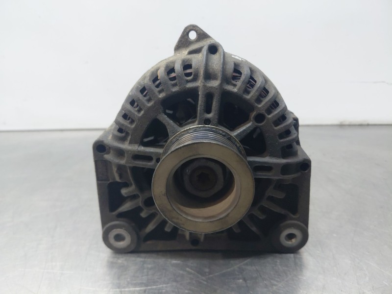 Recambio de alternador para renault megane ii coupé-cabriolet (em0/1_) 1.9 dci referencia OEM IAM 8200667610  