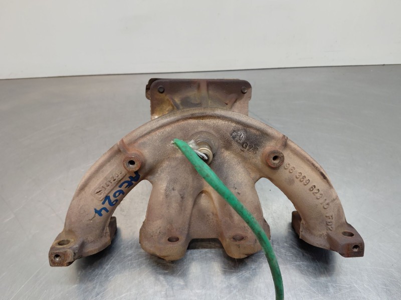 Recambio de colector escape para peugeot 1007 (km_) 1.4 referencia OEM IAM 9636962310  