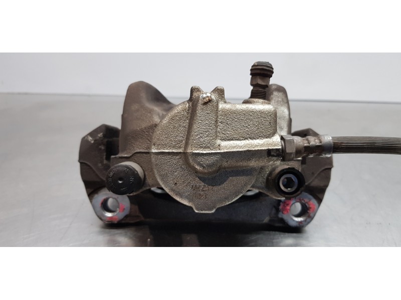 Recambio de pinza freno delantera derecha para jeep renegade limited 4x2 referencia OEM IAM 77368675  