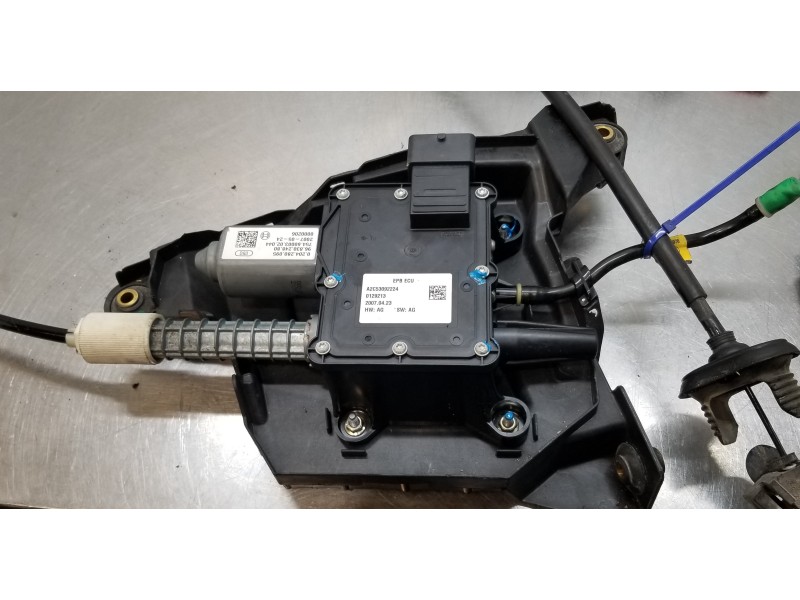 Recambio de freno de mano electrico para citroen c4 grand picasso exclusive referencia OEM IAM 470207 9683024880 