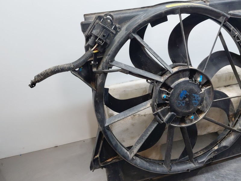 Recambio de electroventilador para opel mokka x selective referencia OEM IAM 42607459 42441964 F00S3D2029