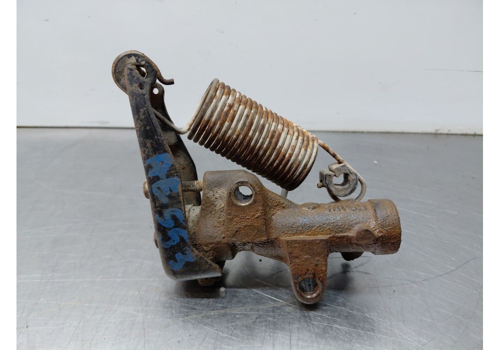 Recambio de repartidor de freno para nissan terrano ii (r20) 2.7 tdi 4wd referencia OEM IAM 464000X900  