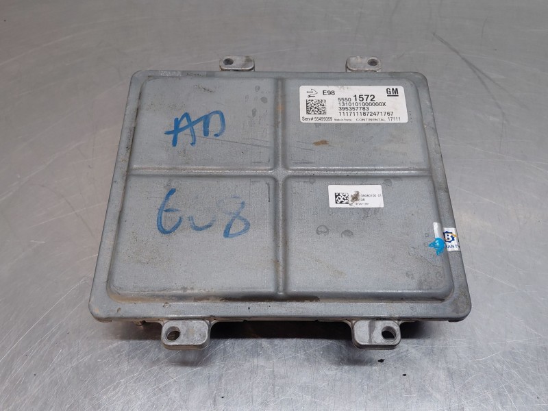 Recambio de centralita motor uce para opel mokka x selective referencia OEM IAM 55501572  