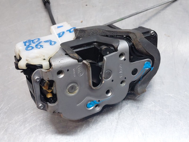Recambio de cerradura puerta delantera derecha para opel mokka x selective referencia OEM IAM 13579523  