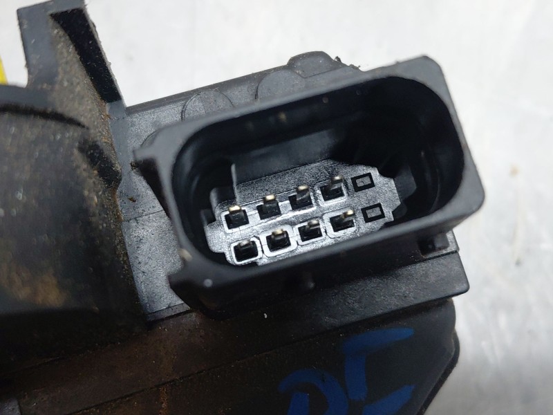 Recambio de cerradura puerta delantera izquierda para opel mokka x selective referencia OEM IAM 13579497  