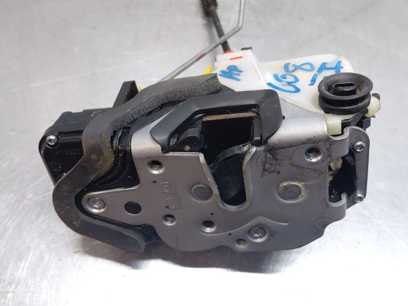 Recambio de cerradura puerta trasera izquierda para opel mokka x selective referencia OEM IAM 13579545  