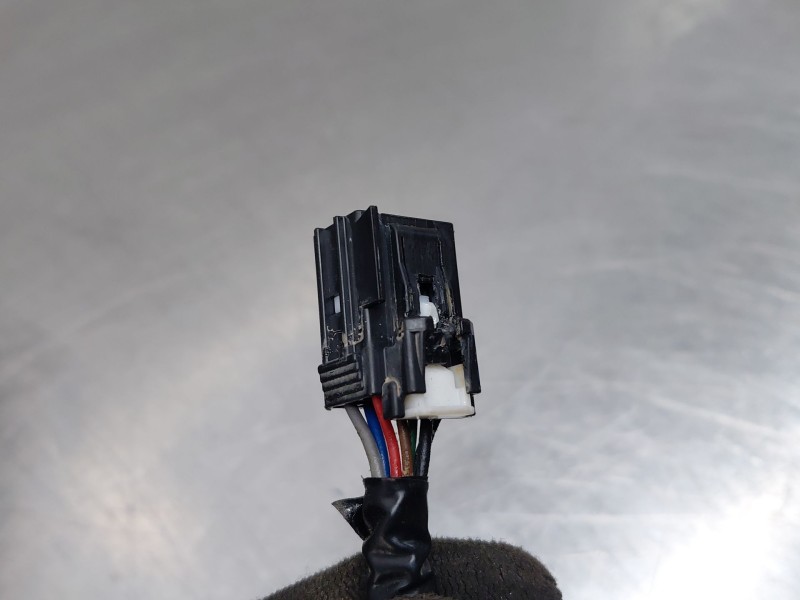 Recambio de retrovisor derecho para opel mokka x selective referencia OEM IAM 42463900  