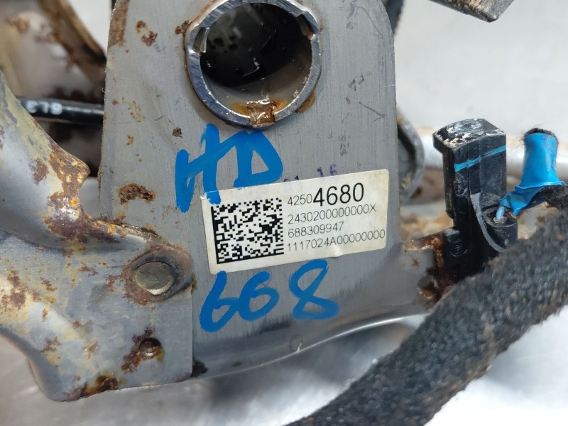 Recambio de palanca freno de mano para opel mokka x selective referencia OEM IAM 42504680  