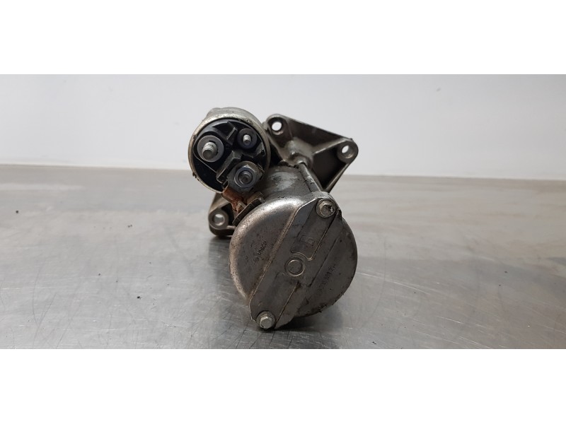 Recambio de motor arranque para renault kadjar zen referencia OEM IAM 233000686R  