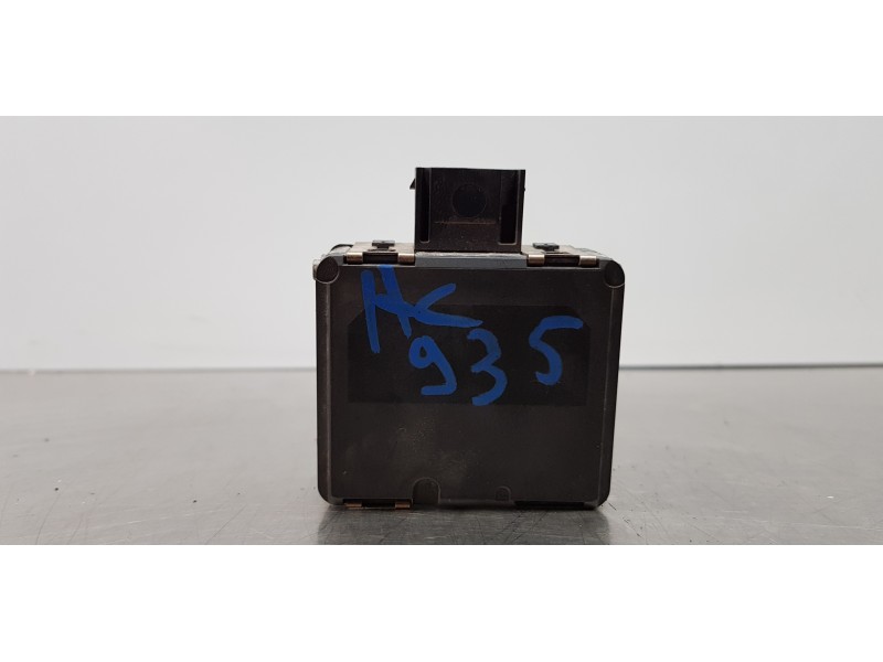 Recambio de modulo electronico para hyundai kona klass 2wd referencia OEM IAM J995655011  