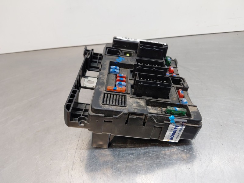 Recambio de caja reles / fusibles para peugeot 1007 (km_) 1.4 referencia OEM IAM 9650618480  