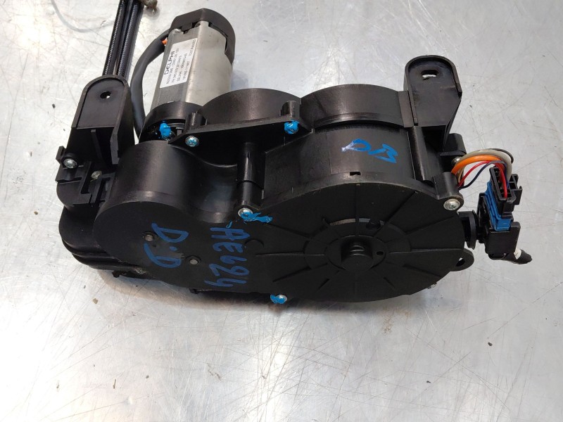 Recambio de motor cierre centralizado delantero derecho para peugeot 1007 (km_) 1.4 referencia OEM IAM 9680508080 16876875 
