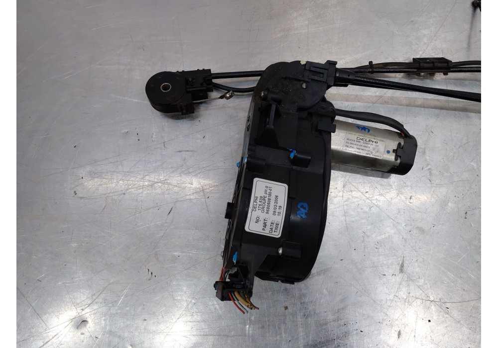 Recambio de motor cierre centralizado delantero izquierdo para peugeot 1007 (km_) 1.4 referencia OEM IAM 9680508180 16876875 