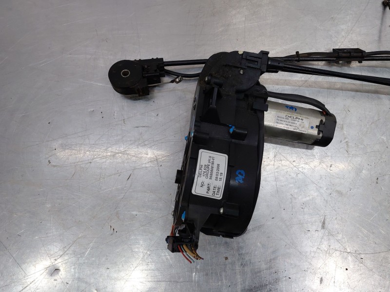 Recambio de motor cierre centralizado delantero izquierdo para peugeot 1007 (km_) 1.4 referencia OEM IAM 9680508180 16876875 