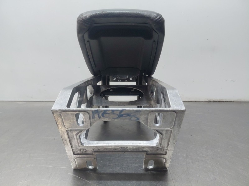 Recambio de apoyabrazos central para audi q3 (8ub, 8ug) 2.0 tdi quattro referencia OEM IAM 8U0864283A6PS  