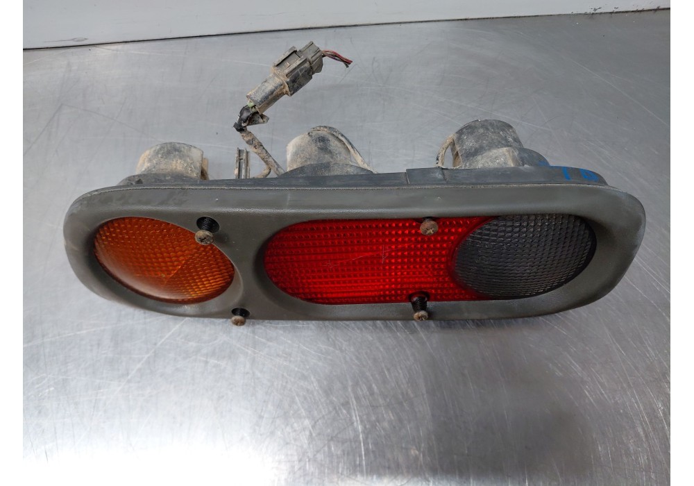Recambio de piloto trasero derecho paragolpes para nissan terrano ii (r20) 2.7 tdi 4wd referencia OEM IAM 265500X001  