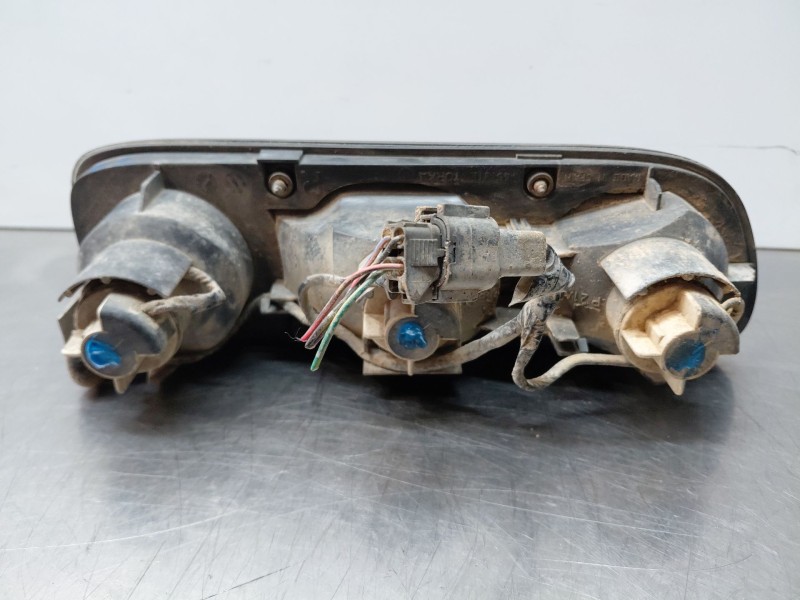 Recambio de piloto trasero derecho paragolpes para nissan terrano ii (r20) 2.7 tdi 4wd referencia OEM IAM 265500X001  