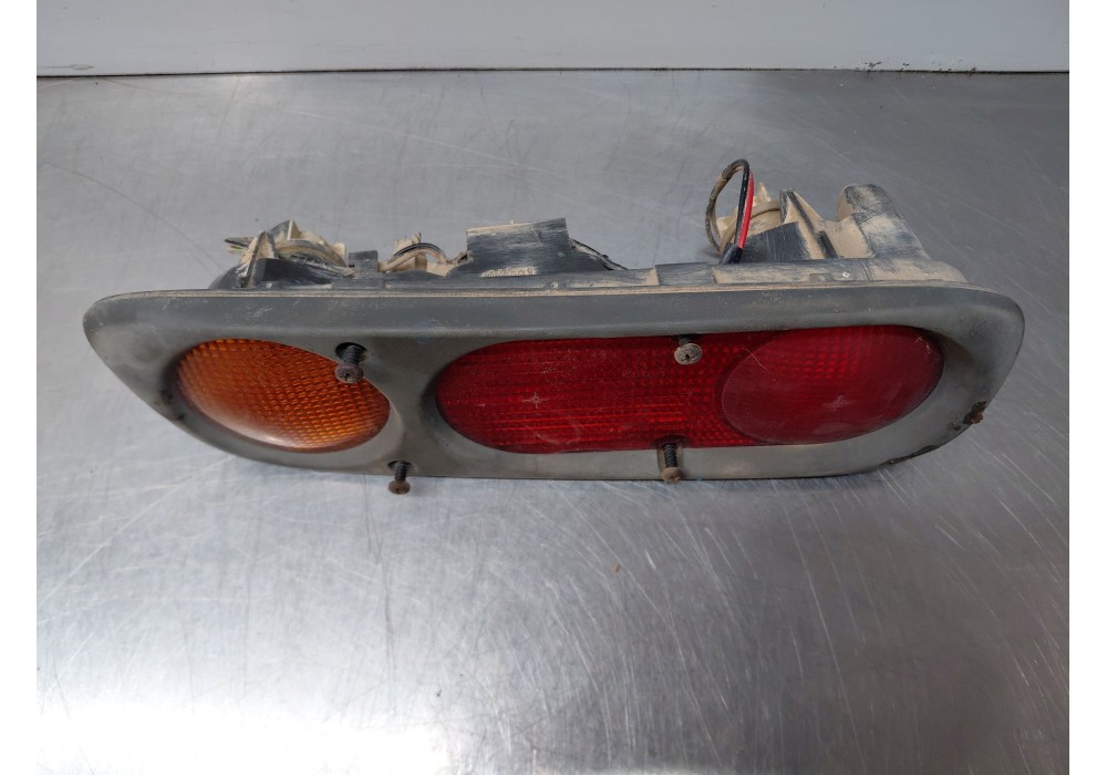 Recambio de piloto trasero izquierdo paragolpes para nissan terrano ii (r20) 2.7 tdi 4wd referencia OEM IAM 265550X001  