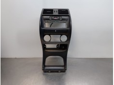 Recambio de moldura para nissan terrano ii (r20) 2.7 tdi 4wd referencia OEM IAM 682600X801  
