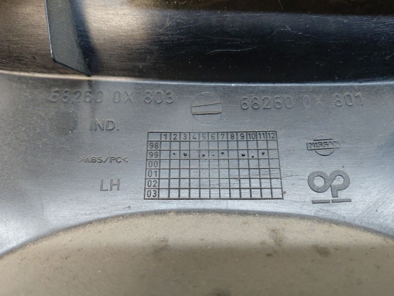 Recambio de moldura para nissan terrano ii (r20) 2.7 tdi 4wd referencia OEM IAM 682600X801  