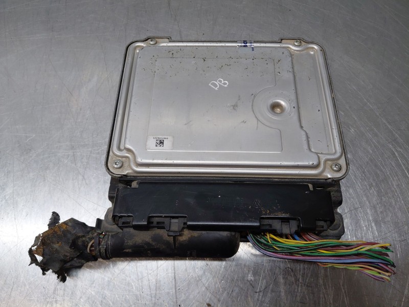 Recambio de centralita motor uce para audi q3 (8ub, 8ug) 2.0 tdi quattro referencia OEM IAM 03L906018PH  