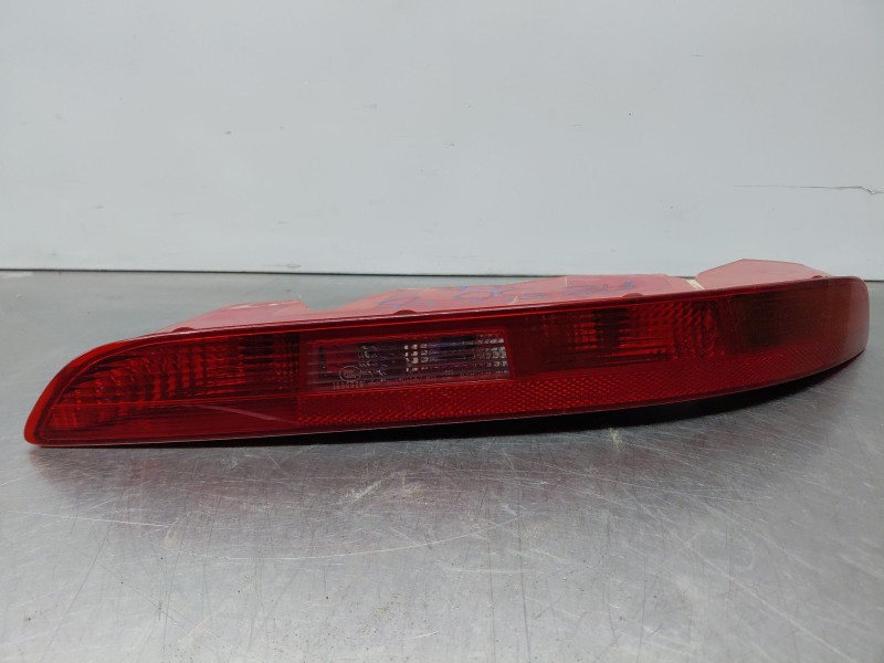 Recambio de piloto trasero derecho paragolpes para audi q3 (8ub, 8ug) 2.0 tdi quattro referencia OEM IAM 8U0945096  