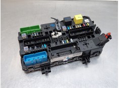 Recambio de caja reles / fusibles para opel zafira / zafira family b (a05) 1.9 cdti (m75) referencia OEM IAM 13206759  