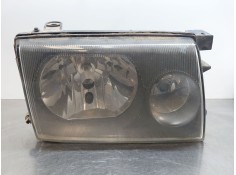 Recambio de faro derecho para nissan terrano ii (r20) 2.7 tdi 4wd referencia OEM IAM 260100X000  