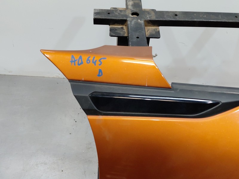 Recambio de aleta delantera derecha para peugeot 2008 (p2) bluehdi referencia OEM IAM   
