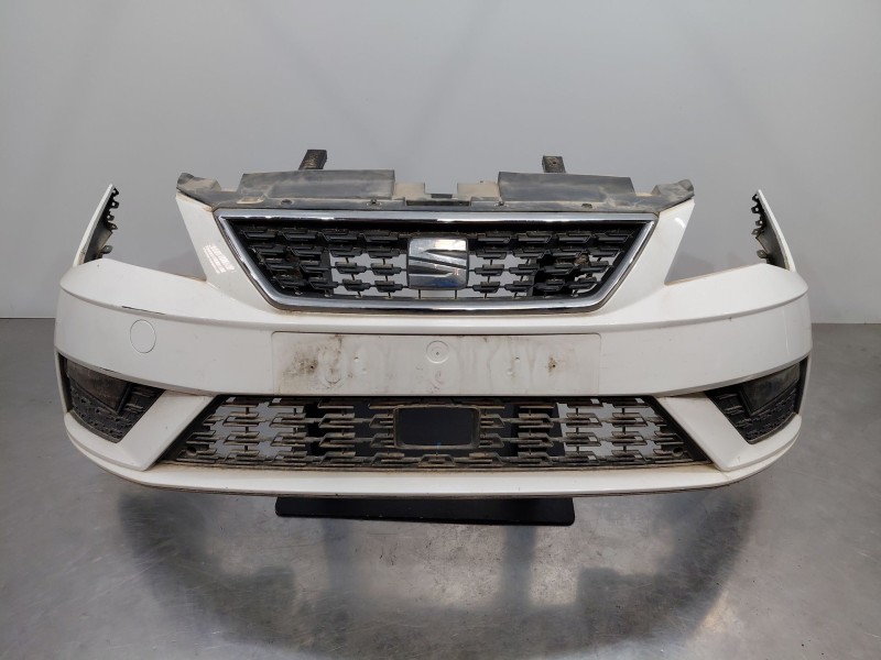 Recambio de paragolpes delantero para seat leon (5f1) style referencia OEM IAM 5F0807221RGRU 5F0807221R 