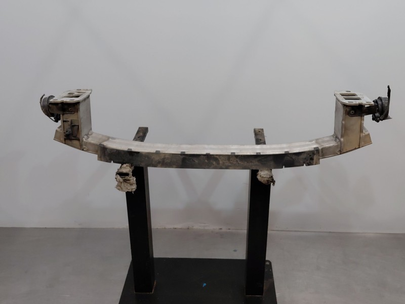 Recambio de refuerzo paragolpes delantero para audi q3 (8ub, 8ug) 2.0 tdi quattro referencia OEM IAM 8U0807109C  