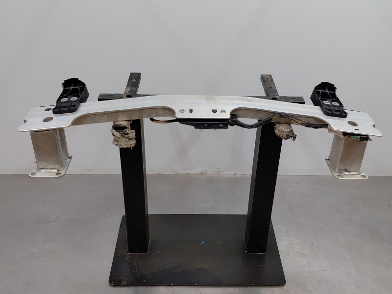 Recambio de refuerzo paragolpes delantero para peugeot 2008 (p2) allure referencia OEM IAM   