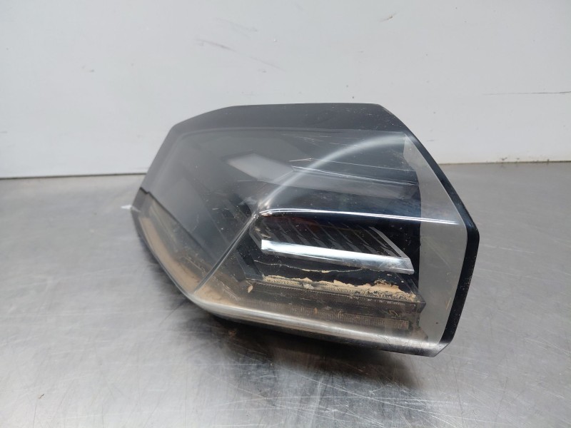 Recambio de piloto trasero izquierdo para peugeot 2008 (p2) allure referencia OEM IAM   