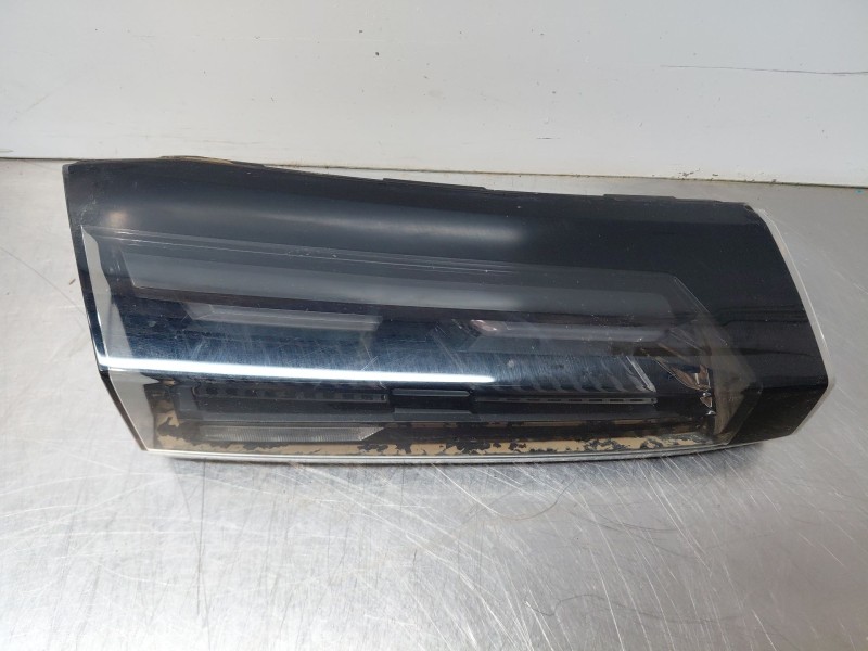 Recambio de piloto trasero izquierdo interior para peugeot 2008 (p2) allure referencia OEM IAM   