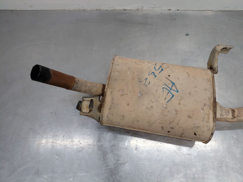 Recambio de silenciador trasero para nissan terrano ii (r20) 2.7 tdi 4wd referencia OEM IAM 201007F654 201007F600 
