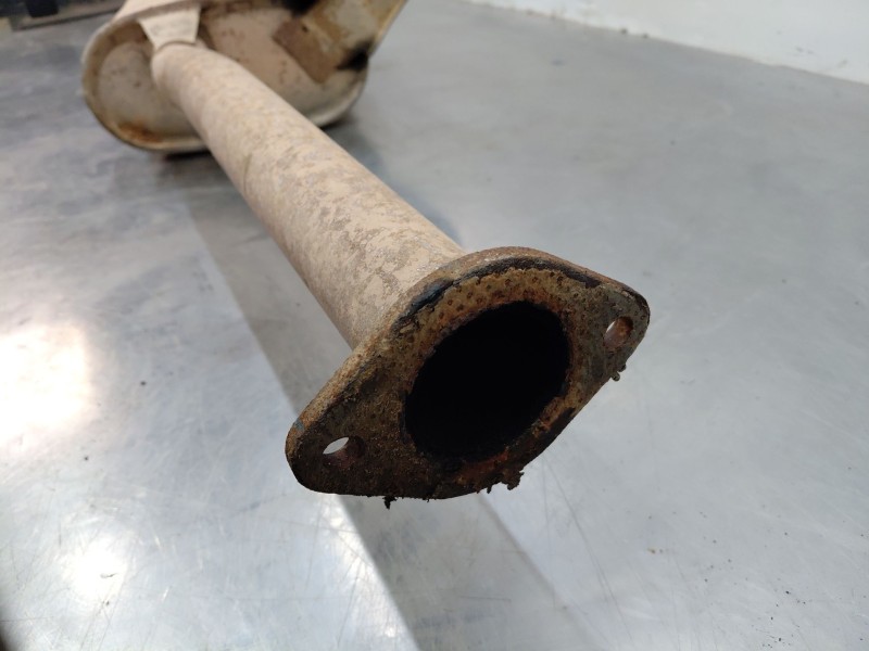 Recambio de silenciador trasero para nissan terrano ii (r20) 2.7 tdi 4wd referencia OEM IAM 201007F654 201007F600 