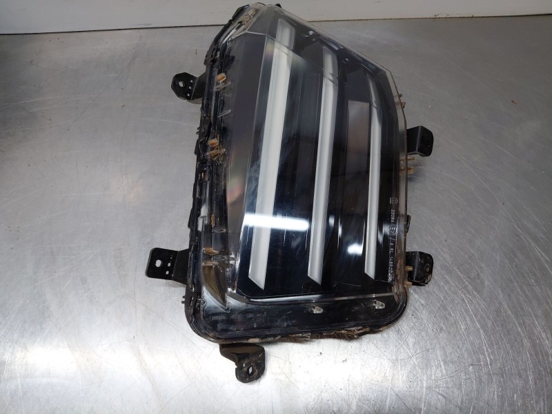 Recambio de piloto delantero derecho para peugeot 2008 (p2) allure referencia OEM IAM   