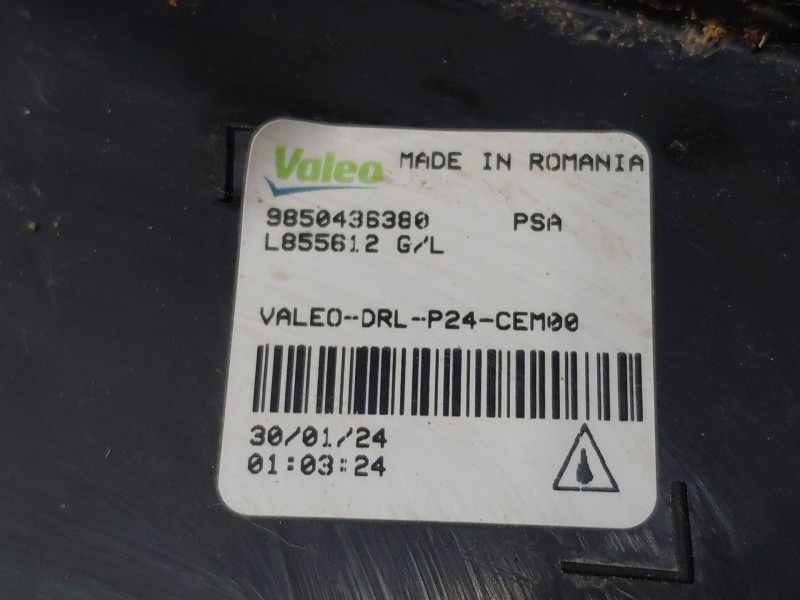 Recambio de piloto delantero izquierdo para peugeot 2008 (p2) allure referencia OEM IAM   