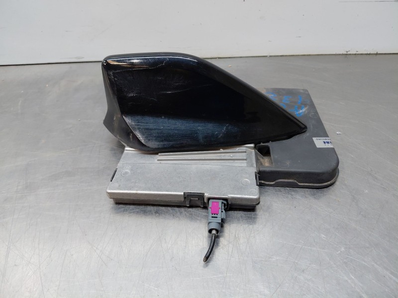 Recambio de antena para peugeot 2008 (p2) allure referencia OEM IAM   