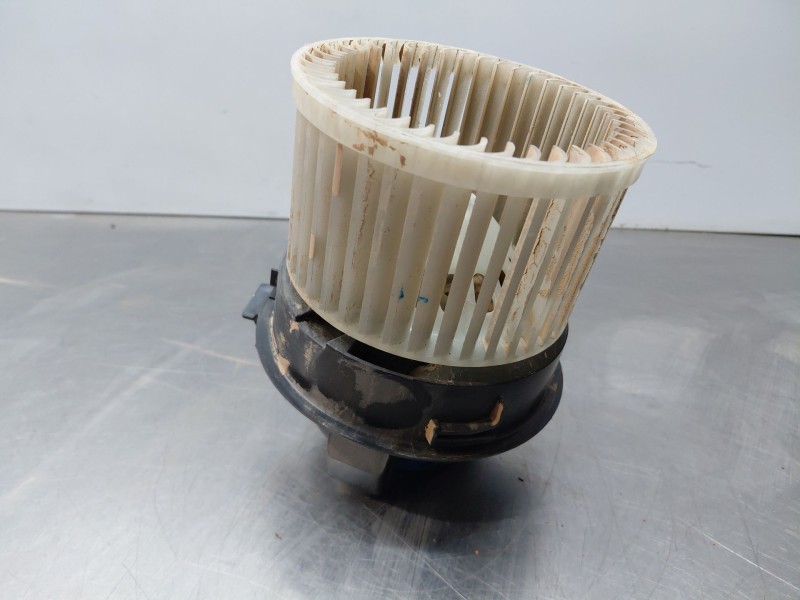 Recambio de motor calefaccion para peugeot 2008 (p2) allure referencia OEM IAM   
