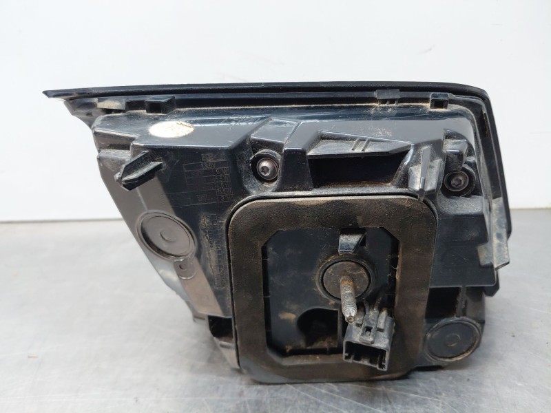 Recambio de piloto trasero derecho interior para peugeot 3008 active referencia OEM IAM   