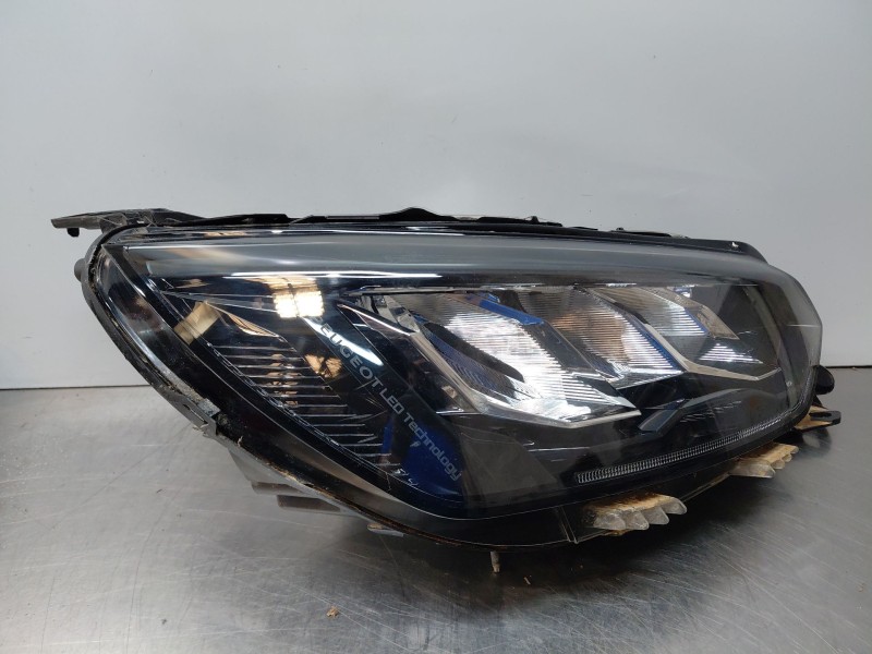 Recambio de faro derecho para peugeot 2008 (p2) allure referencia OEM IAM   