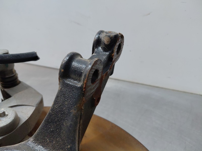 Recambio de mangueta delantera derecha para peugeot 2008 (p2) allure referencia OEM IAM   