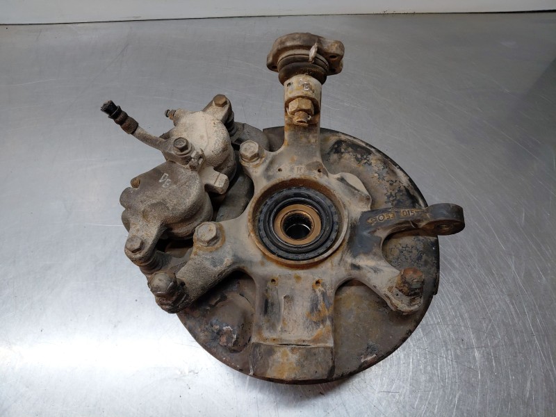 Recambio de mangueta delantera izquierda para nissan terrano ii (r20) 2.7 tdi 4wd referencia OEM IAM 400157F011  