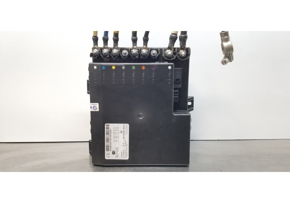 Recambio de caja precalentamiento para mercedes clase s (w221) berlina 420 / 450 cdi (221.028) referencia OEM IAM 2215400401  