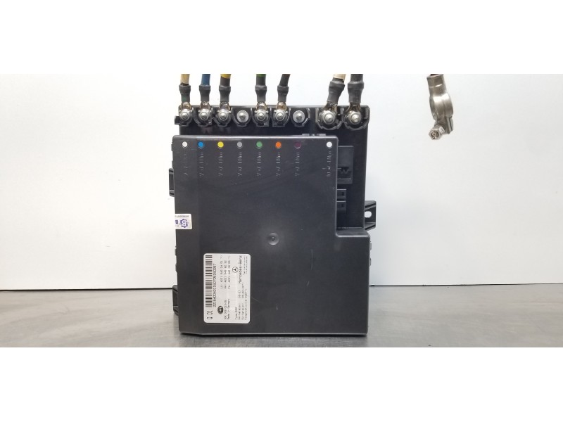 Recambio de caja precalentamiento para mercedes clase s (w221) berlina 420 / 450 cdi (221.028) referencia OEM IAM 2215400401  