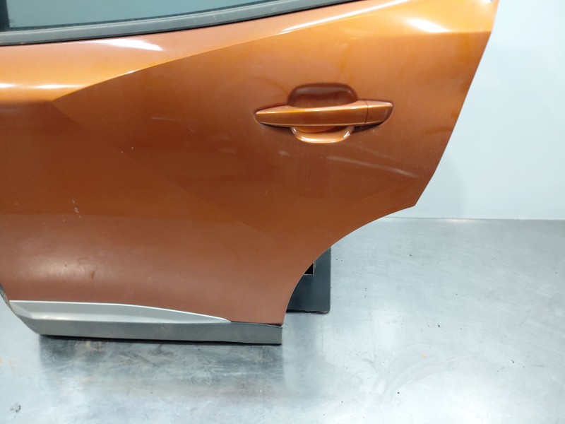 Recambio de puerta trasera izquierda para peugeot 2008 (p2) bluehdi referencia OEM IAM 9831048680  